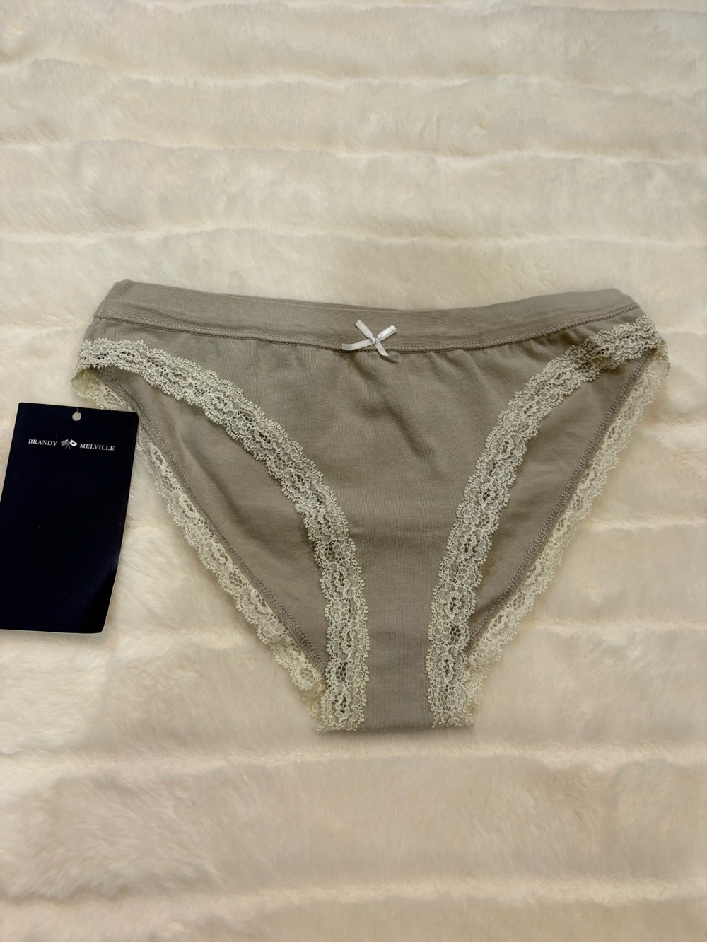 Brandy Melville Lace-Trim underwear